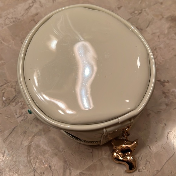 Spartina Jewelry Carrier - Picture 7 of 8